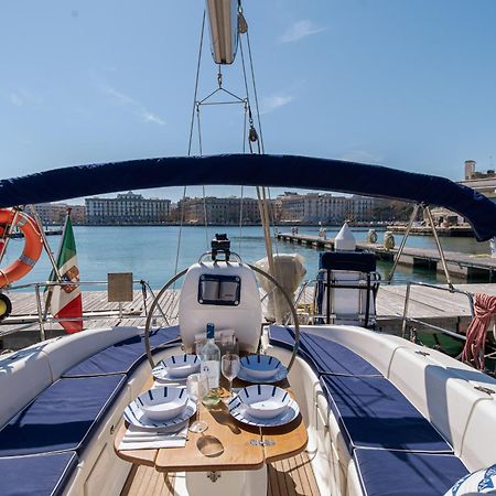Charming Sailing Boat - Le Dimore Di Ines Bari Esterno foto